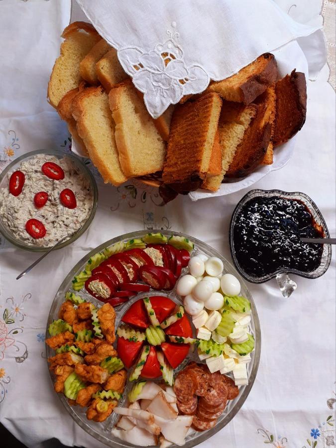 Pensiunea Rustic Oncesti Dış mekan fotoğraf