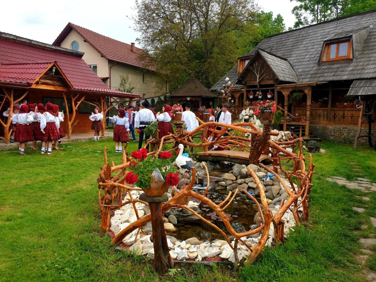 Pensiunea Rustic Oncesti Dış mekan fotoğraf